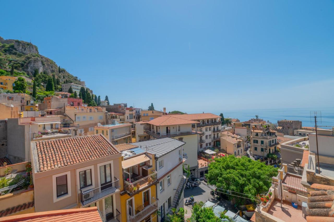 Ottaviano Suite - Elegante Attico Vista Mare Ταορμίνα Εξωτερικό φωτογραφία